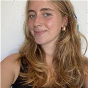 Soy una persona abierta, a la cual le encanta ayudar y enseñar. Daré clases a quien me necesite para aprender inglés.